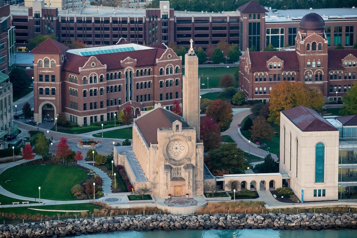 Loyola University Chicago_halfnhalf