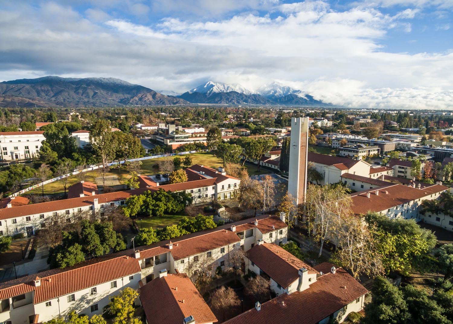 Pomona_College_HalfnHalf