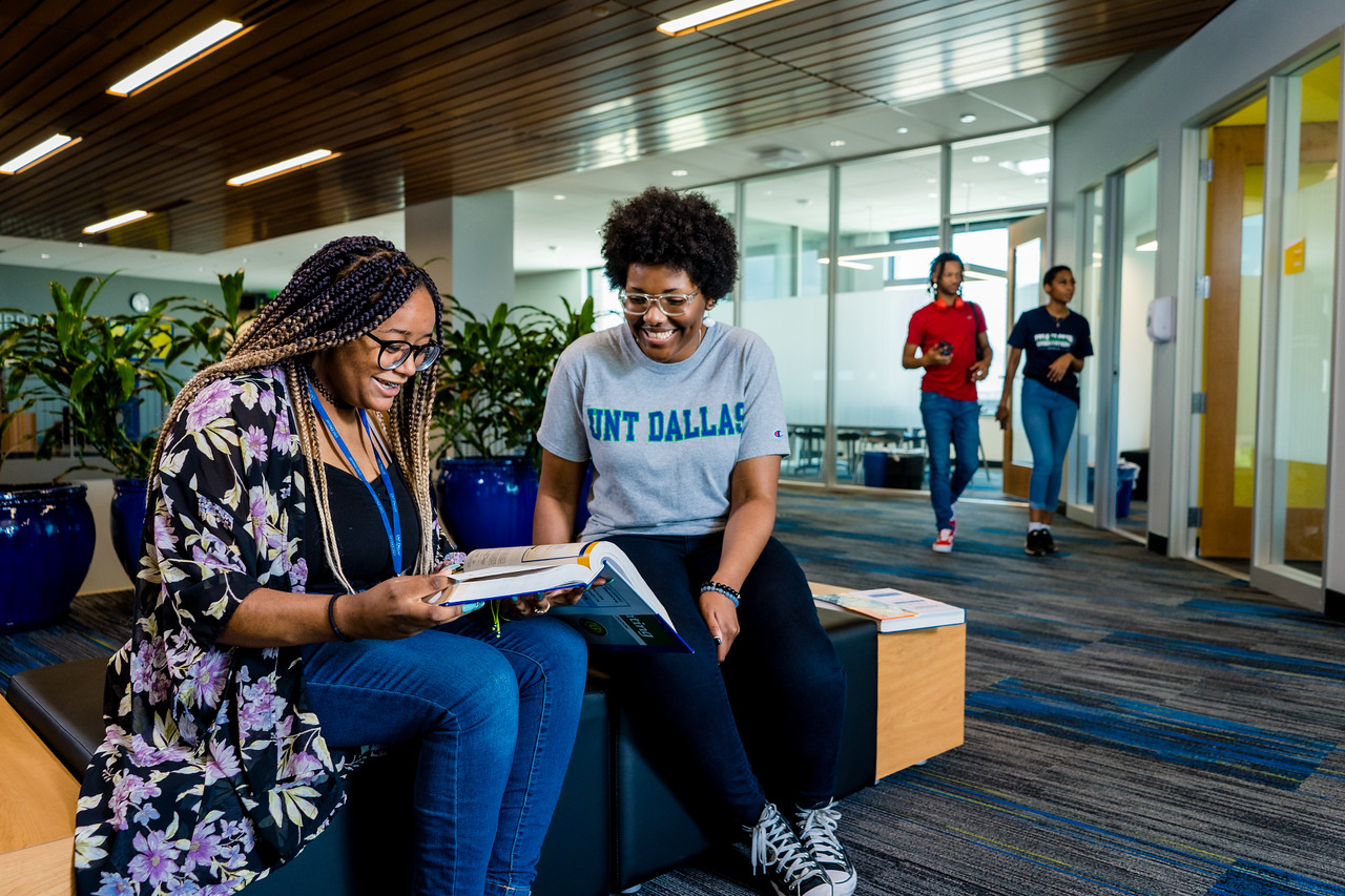 UNT Dallas Students